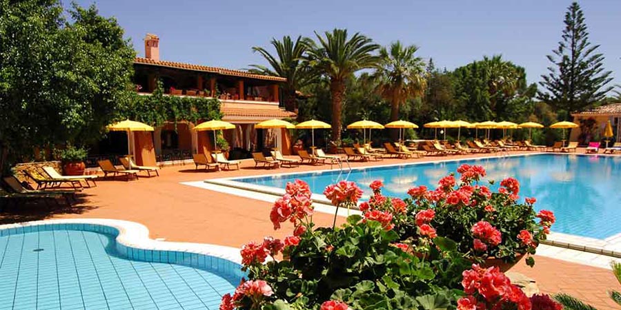 cala ginepro hotel